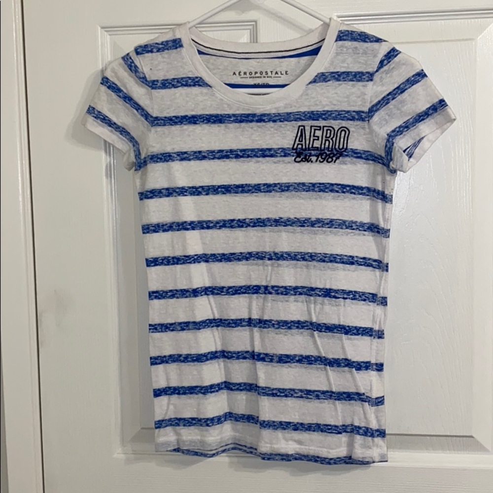 A white and blue striped shirt.